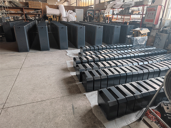 機(jī)柜、機(jī)箱