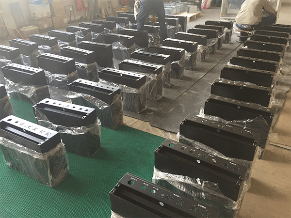 機(jī)柜、機(jī)箱