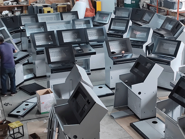 機(jī)柜、機(jī)箱