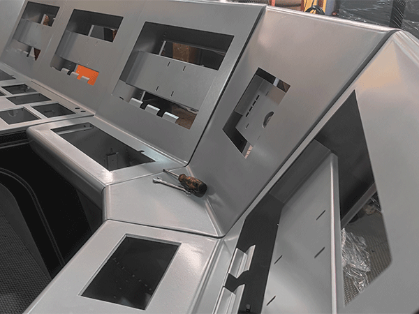 機(jī)柜、機(jī)箱